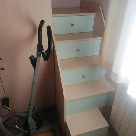 Apartment Zoran Postira