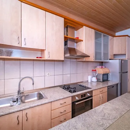 Apartment Zoran *