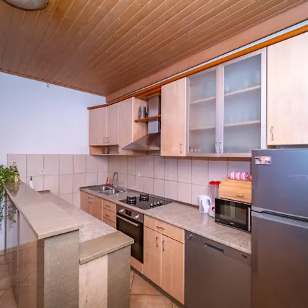 Zoran Apartment *