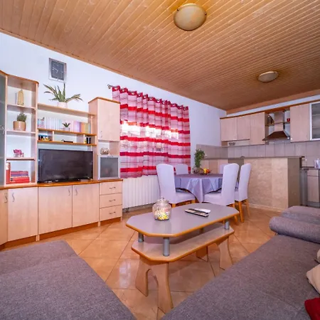 Zoran Apartment