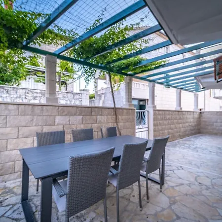 Zoran Apartment